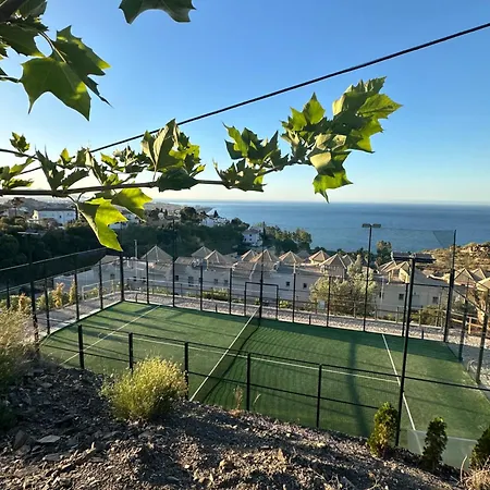 Spacious With Sea View And Private Pool Villa