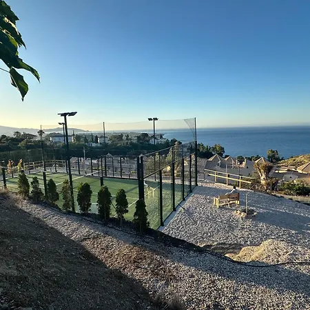 Villa Spacious With Sea View And Private Pool